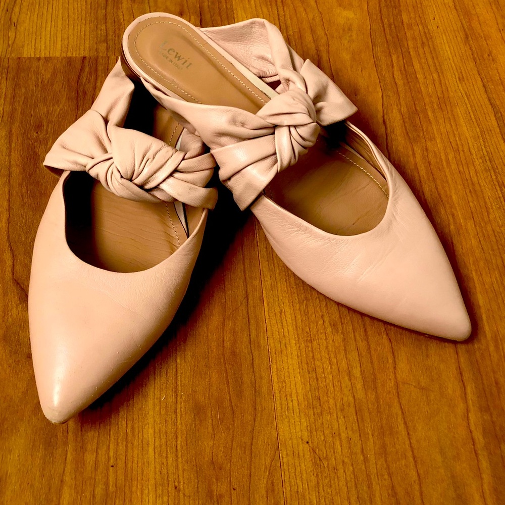 Lewit Blush Leather Knot Slides